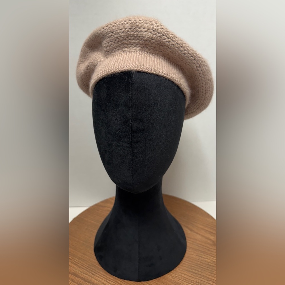 LOOK Cashmere Women Pastel Mauve Pink Beret One Size Fits All - NWOT
